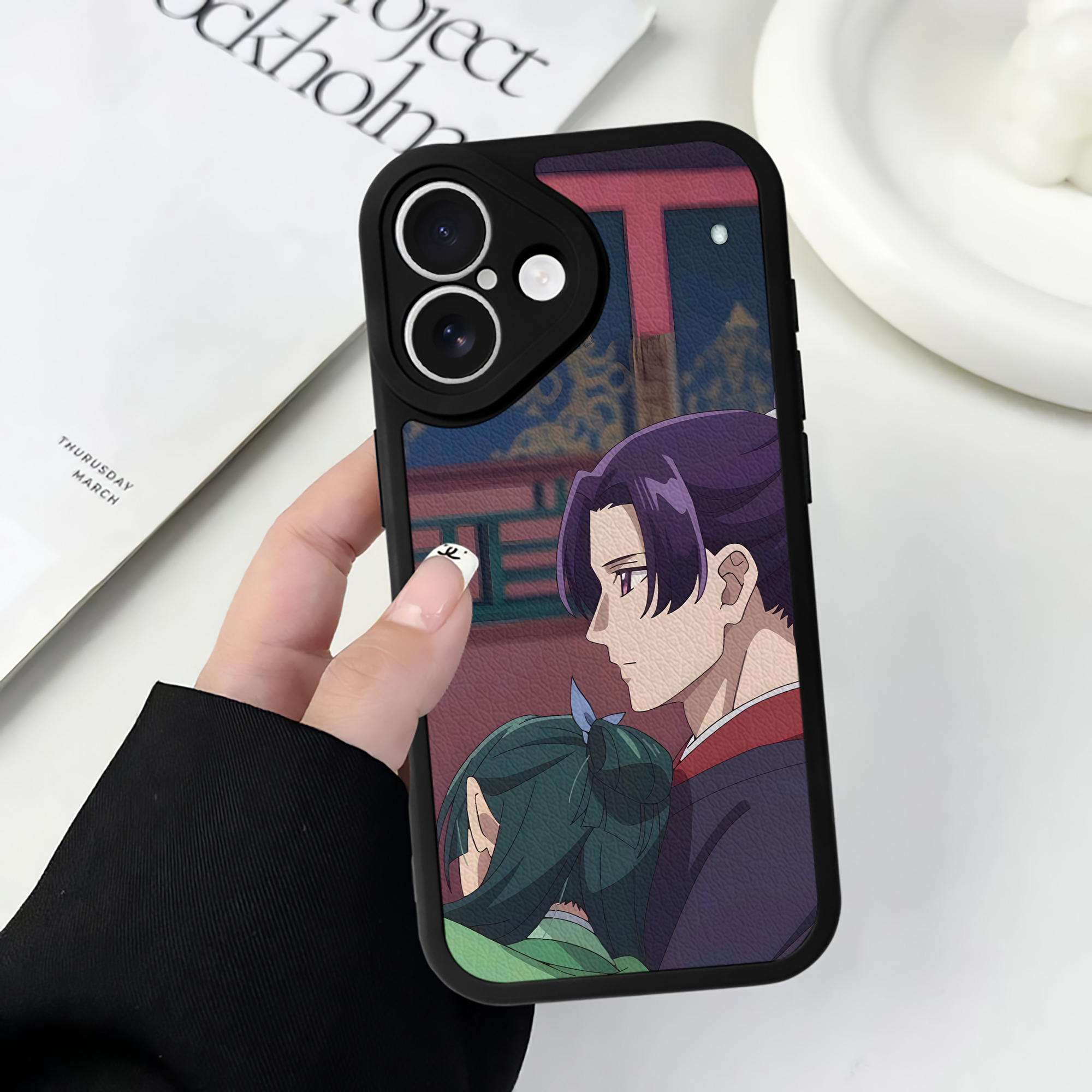 薬屋のひとりごと The Apothecary Diaries 【iPhone 16シリーズ対応】シリコンスマホケース（レザー調） 材質：シリコン